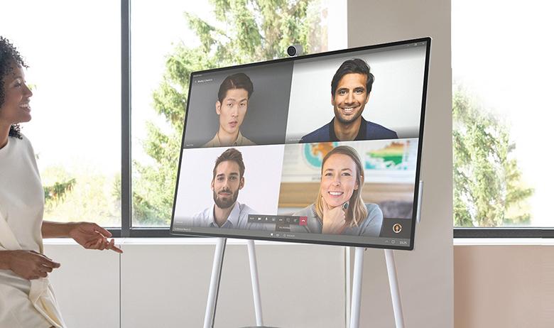 Surface Hub 2S