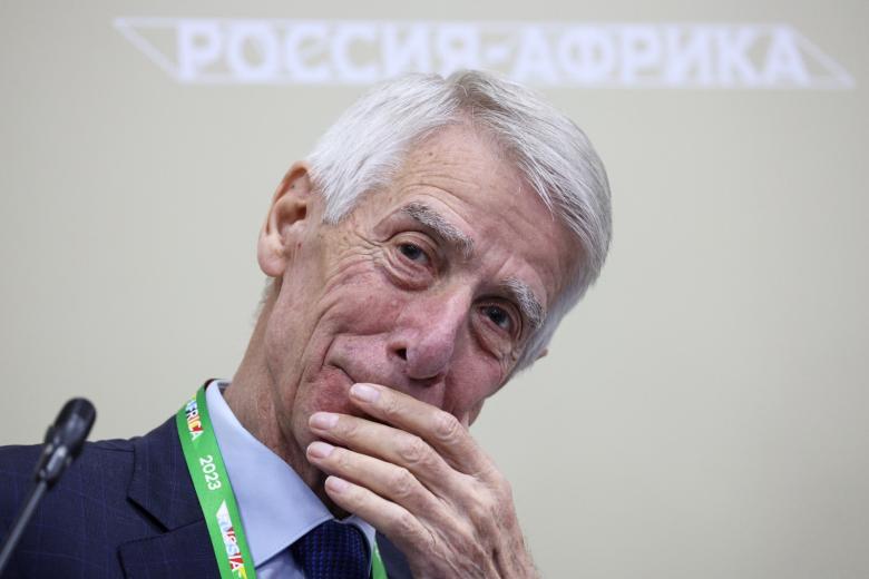 Валерий Непомнящий