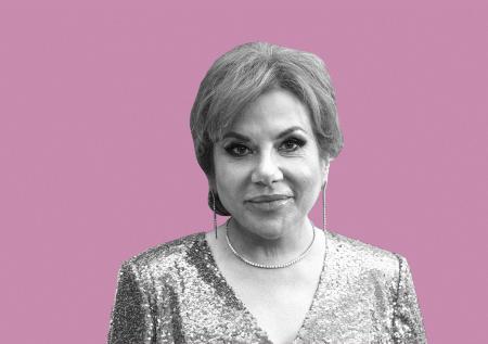 Первый ребенок в 53, муж-итальянец, слова об СВО: как живет Марина Федункив