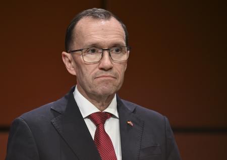Глава МИД Норвегии заявил о парализовавшем Европу страхе