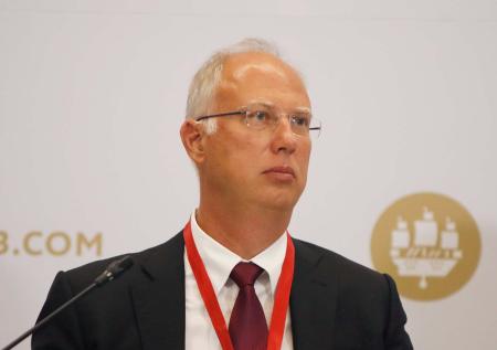 Глава РФПИ раскрыл, чем грозит США закрытие Ормузского пролива