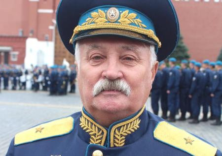 Умер «батяня-комбат» Александр Солуянов: чем он запомнился, причина смерти