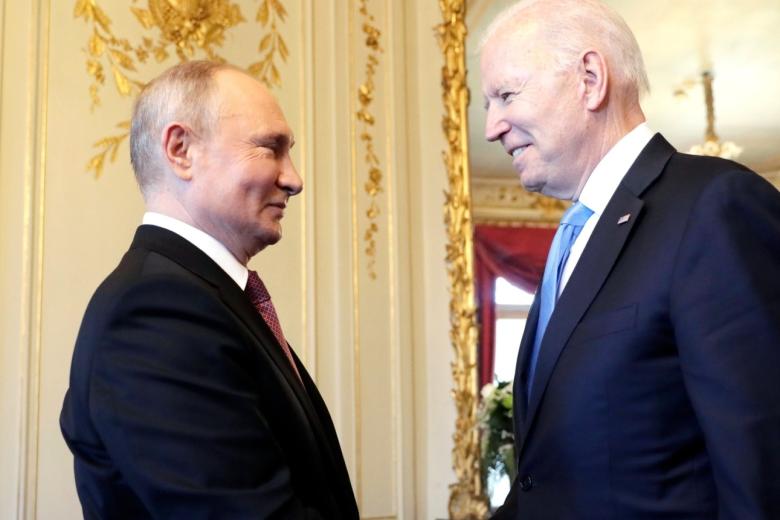 Владимир Путин с президентом Соединённых Штатов Америки Джозефом Байденом