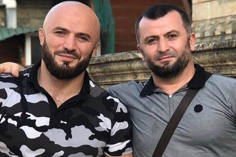 Магомед Исмаилов с братом Рамазаном Исмаиловом