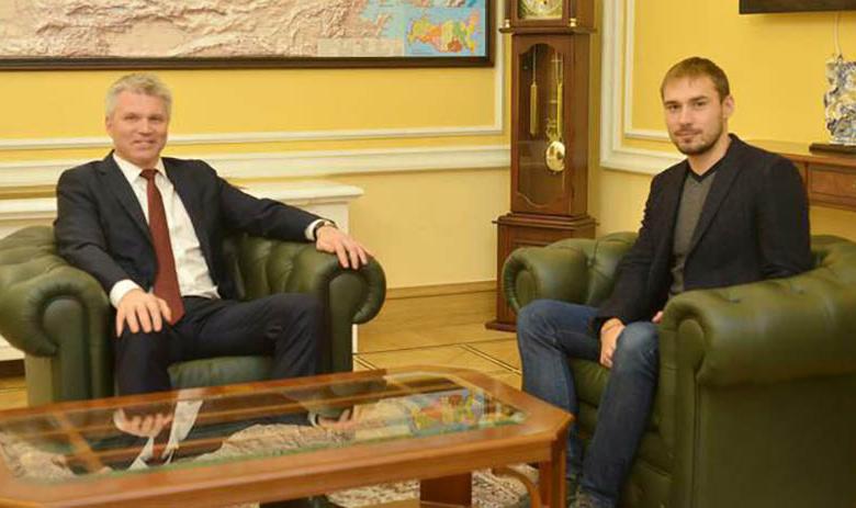 Павел Колобков и Антон Шипулин