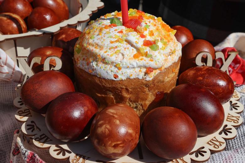 Освящение пасхальных куличей и яиц