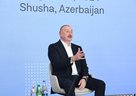 Правда Алиева, фальшь Европы, зеленый Карабах: как прошел медиафорум в Шуше