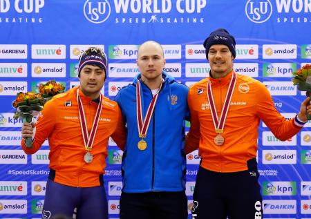 Российский конькобежец Кулижников завоевал золото ЧЕ