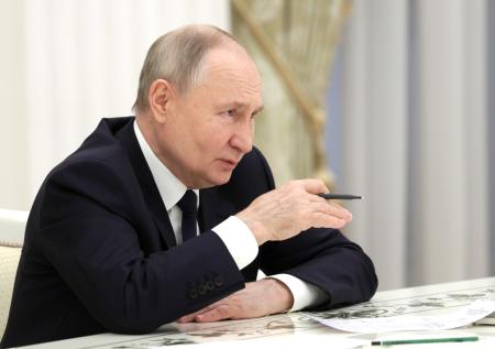 «Коровам долететь до Марса?»: Путин пошутил про прогресс с инженерами