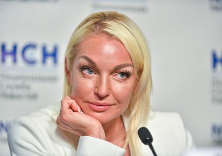 Волочкова «позвонила на Первый канал», чтобы заменить Галкина в шоу