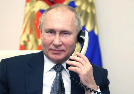 Путин поздравил Лукашенко и белорусов с Днем независимости 