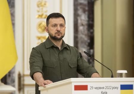 В Госдуме позвали Зеленского в Россию с гастролями