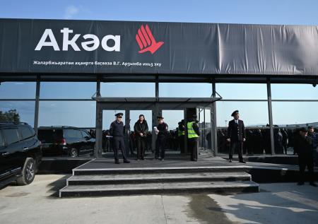 Россиянам назвали точную дату открытия регулярного авиасообщения с Абхазией