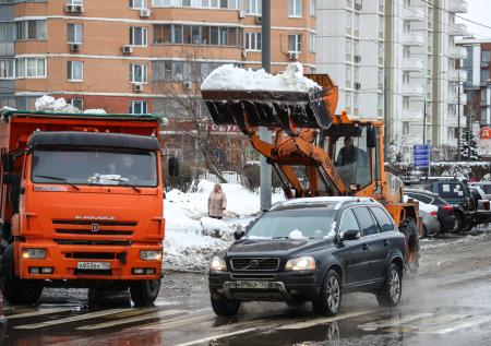 Коммунальные службы Москвы переведены в режим повышенной готовности