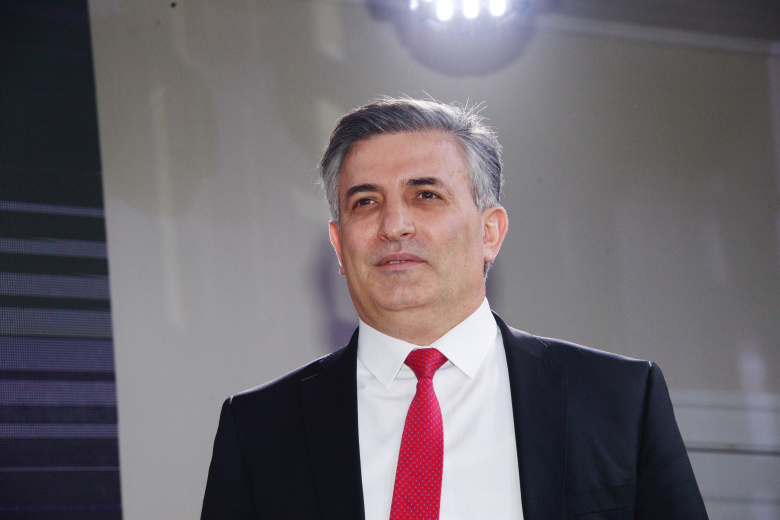 Эльман Пашаев