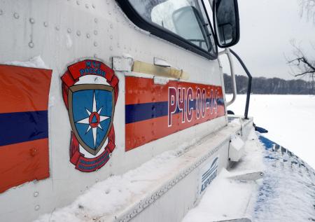 Два судна на воздушных подушках столкнулись на реке Волге и попали на видео