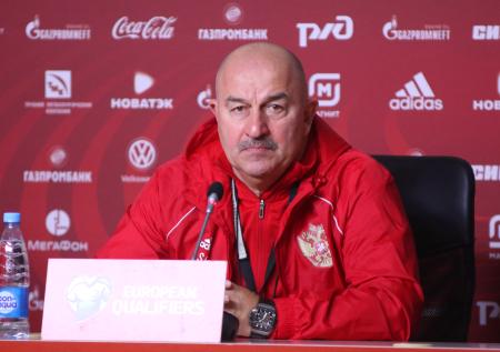 Черчесов оценил действия тандема Дзюба — Соболев в матче с Венгрией