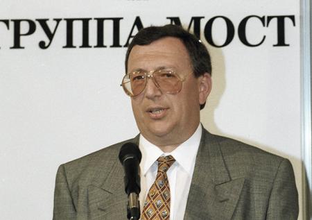 Нементовские войны: почему за долги Гусинского спросят с НТВ и ВГТРК