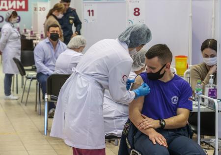 Обновленный «Спутник V» станет доступен для россиян в конце января