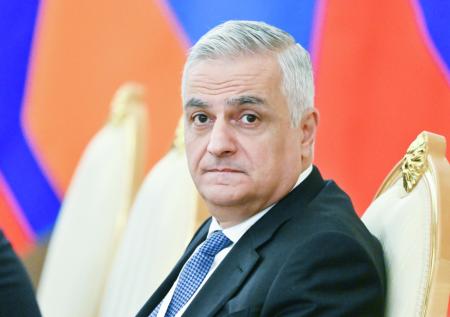 Ереван уверен, что Баку ратифицирует регламент по делимитации границ