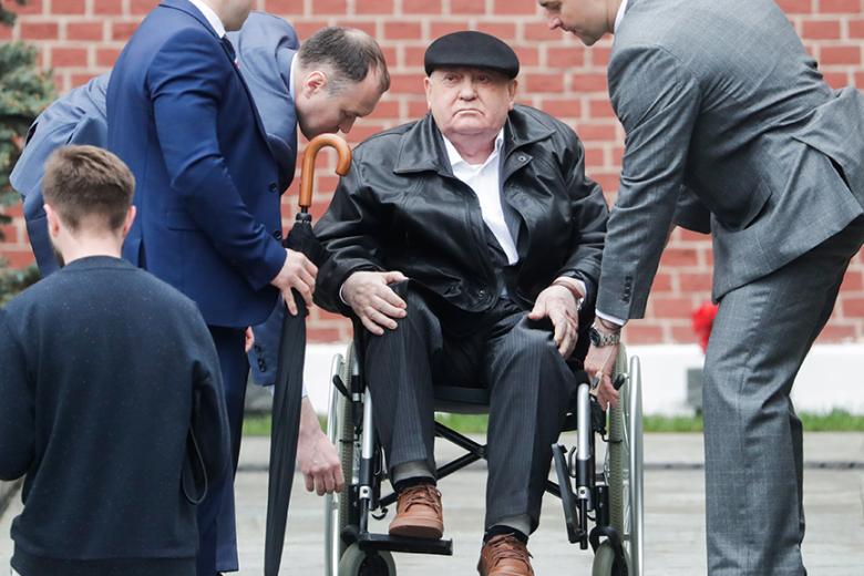 Михаил Горбачёв