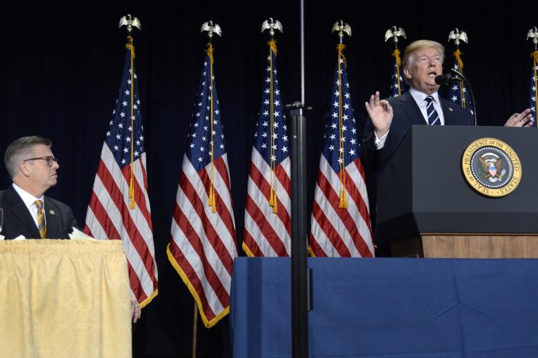 Президент США Дональд Трамп во время выступления на молитвенном завтраке