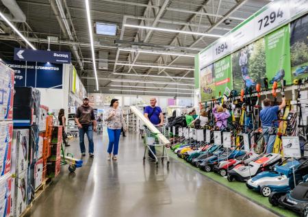 Магазины Leroy Merlin открылись в регионах несмотря на запреты властей