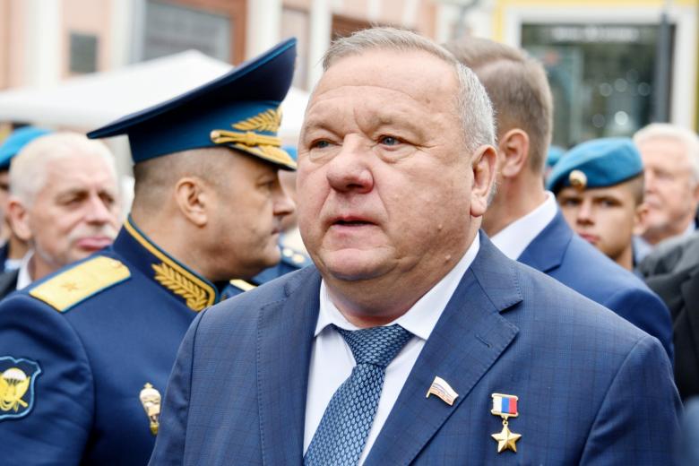 Владимир Шаманов