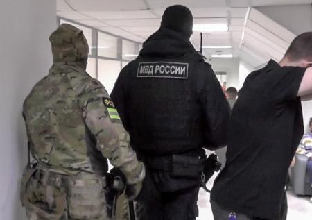 ФСБ накрыла крупную сеть мошеннических кол-центров в Москве