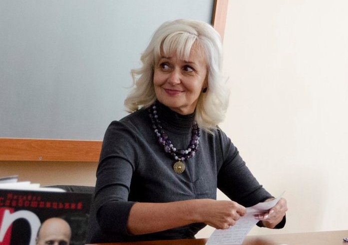 Ирина  Фарион 
