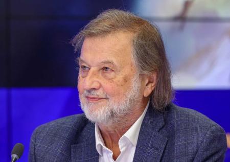 Автор музыки для «Усатого няня» решил защитить свои треки через суд