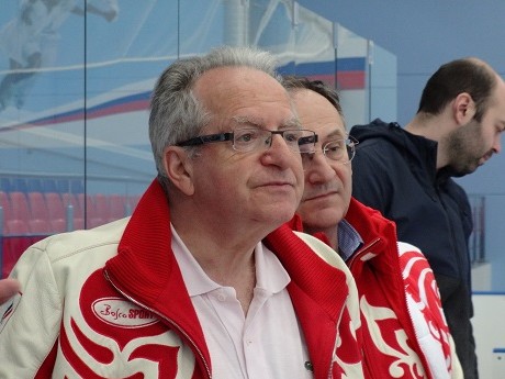 Александр Лакерник