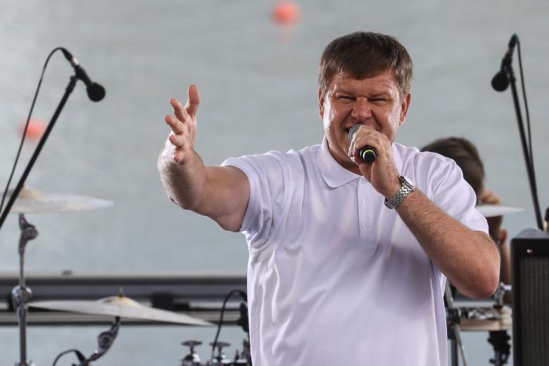 Дмитрий Губерниев