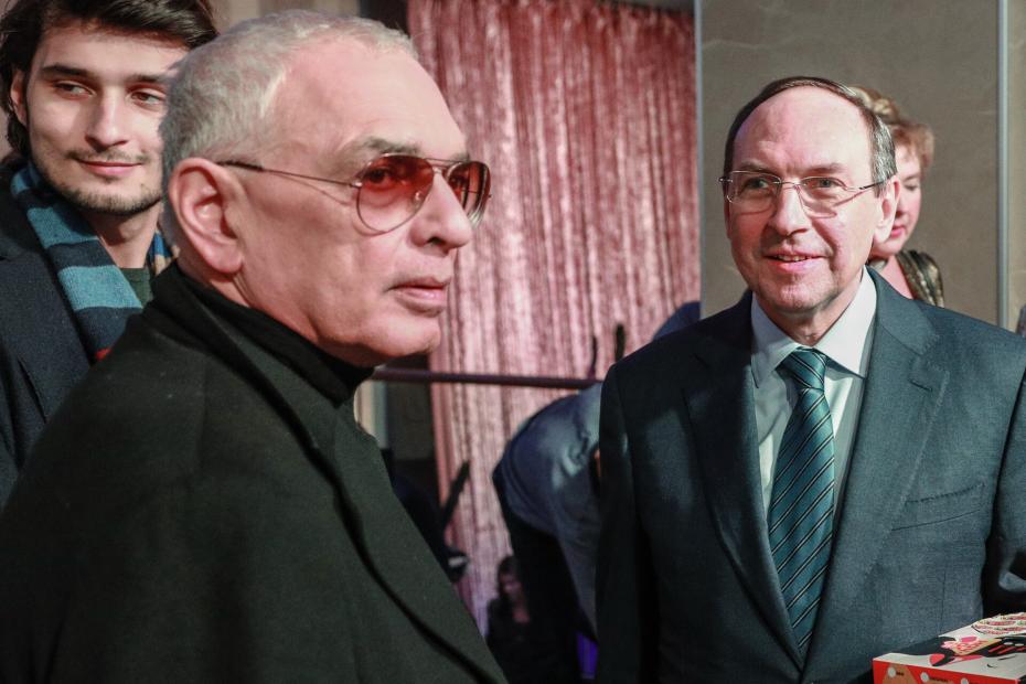 Карен Шахназаров