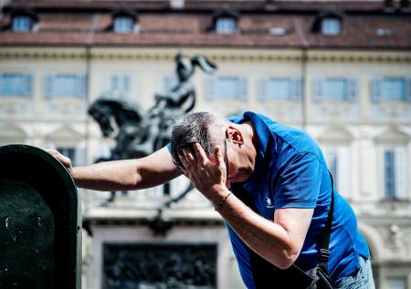 Аномальная жара пришла в Европу: фото из Италии, Греции, Испании