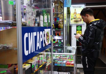 В Госдуме призвали запретить продажу электронных сигарет в интернете