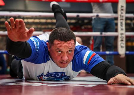 Кокляев поделился ожиданиями от боя Емельяненко с Тарасовым