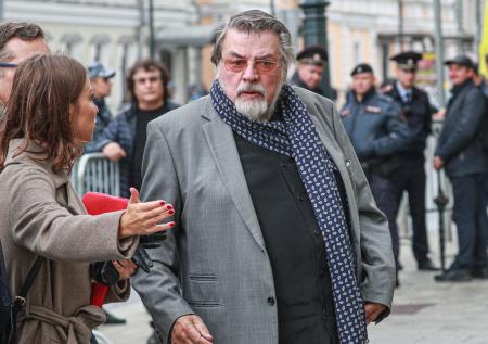 Директор Театра сатиры сообщил, что приказа на увольнение Ширвиндта нет