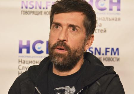 Стало известно, почему никто не покупает квартиру у фронтмена «Ногу свело»