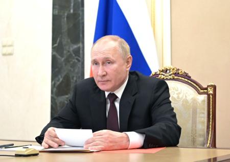 Названо число россиян, доверяющих Путину