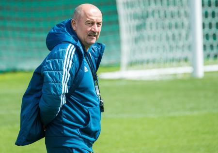 Черчесов хочет через суд арендовать землю у реки для разведения рыбы