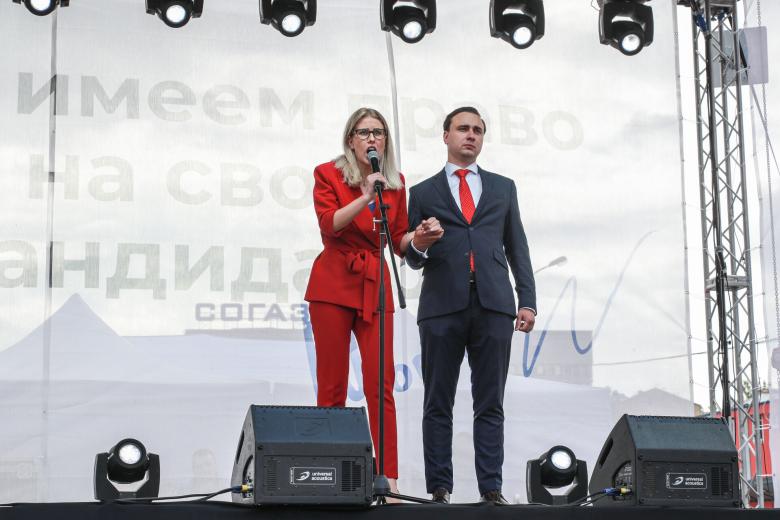 Любовь Соболь и Иван Жданов