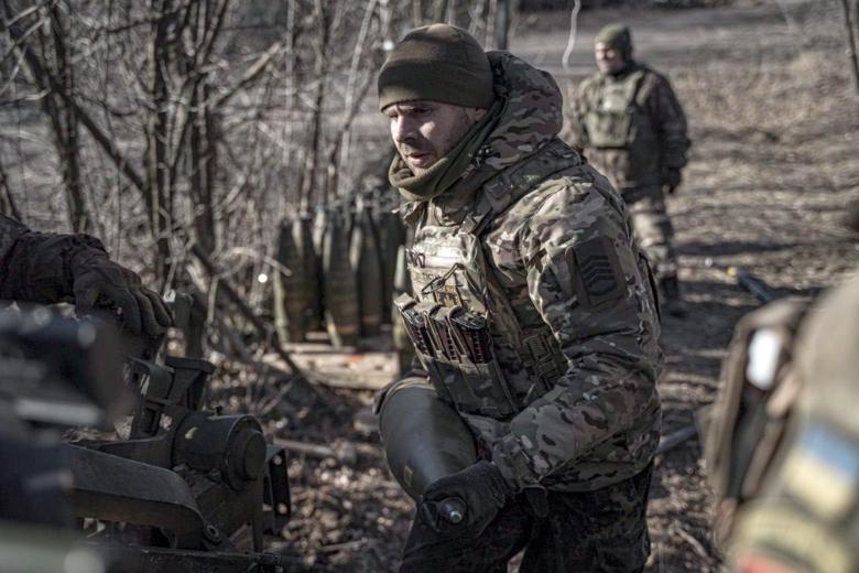 Военнослужащие Вооруженных сил Украины в зоне боевых действий