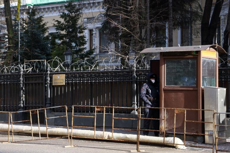 Здание посольства Украины в РФ в Леонтьевском переулке