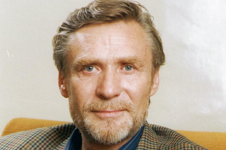 Александр Михайлов