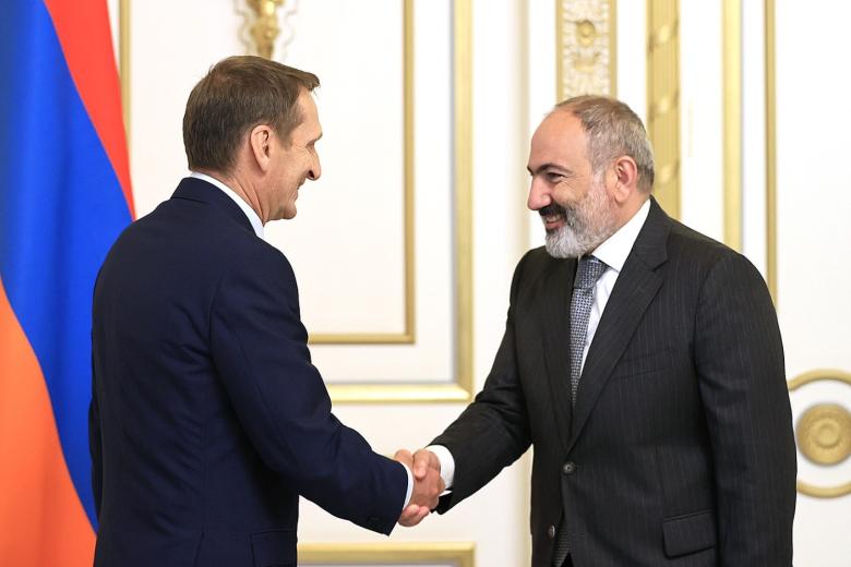 Премьер-министр Никол Пашинян принял директора Службы внешней разведки Российской Федерации Сергея Нарышкина