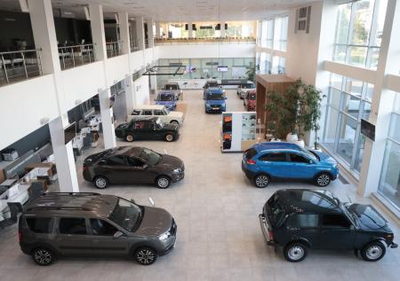 В России продолжат выпускать «упрощенные» автомобили