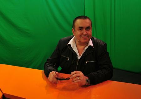 Садальский показал могилу Виктюка во Львове