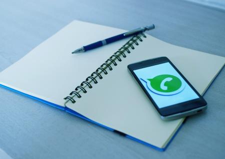 Генерал ФСБ рассказал, чью WhatsApp-переписку в России «сканируют» в США
