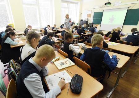 Школы переводят на «Сферум»: что за платформа, зачем это нужно, в чем смысл